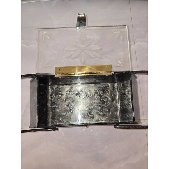 Rialto New York 1950s Grey Pearlized Hand Etched Lucite Bag - Picture 8 of 10